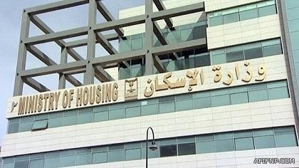 بالصور.. بدء تركيب آلة جسور “قطار الرياض” بالمسار الثالث على طريق المدينة المنورة